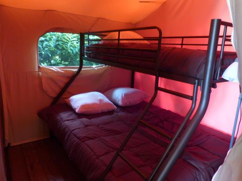 LODGE 5 personnes - Tente Lodge VICTORIA 20m² + 10m² terrasse couverte