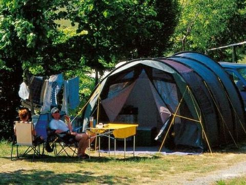 Emplacement - tente ou caravane 10/40 m²