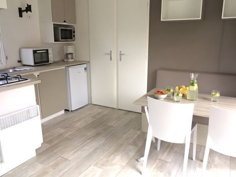 MOBILHOME 4 personnes - CHARADE - TV