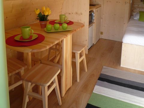 HÉBERGEMENT INSOLITE 4 personnes - CABANE FORESTIÈRE sans sanitaires