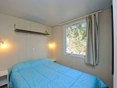 MOBILHOME 2 personnes - Mobil-home | Classic | 1 Ch. | 2 Pers. | Terrasse surélevée | 1 SDB | TV