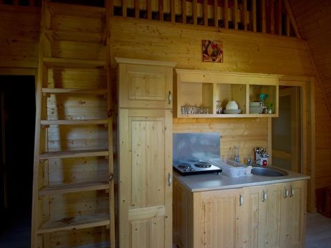 HÉBERGEMENT INSOLITE 5 personnes - TIPI