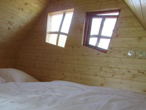 HÉBERGEMENT INSOLITE 2 personnes - CABANE MAGIQUE