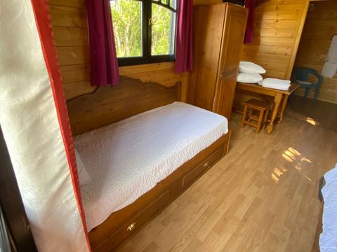 HÉBERGEMENT INSOLITE 3 personnes - Roulotte Gîte Bohème