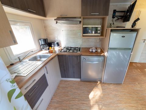 Mobilhome 7 personnes - Paillotte - BORA