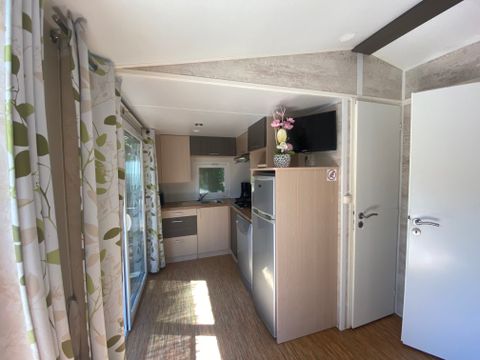 Mobilhome 7 personnes - Paillotte - BORA