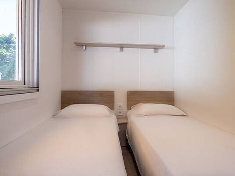 MOBILHOME 6 personnes - Comfort | 3 Ch. | 6 Pers. | Terrasse surélevée | Clim.