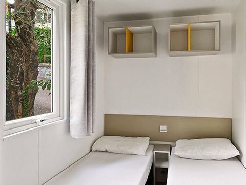 MOBILHOME 6 personnes - Mobil-home | Comfort | 3 Ch. | 6 Pers. | Terrasse surélevée | Clim.