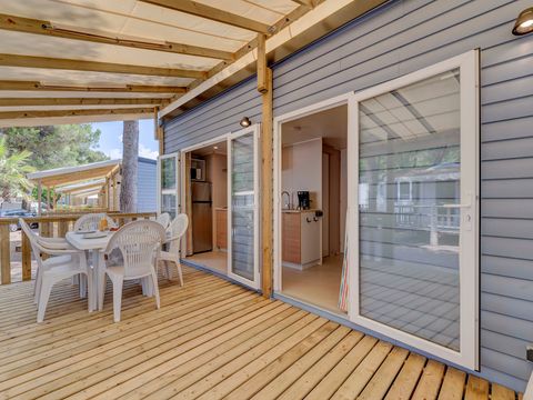 MOBILHOME 6 personnes - Comfort | 3 Ch. | 6 Pers. | Terrasse surélevée | Clim.
