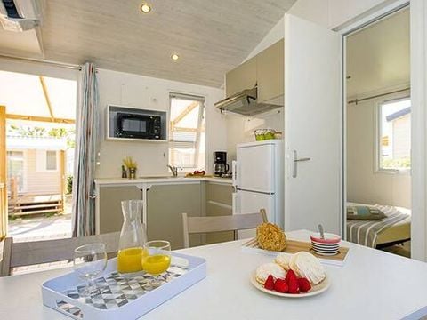 BUNGALOW 4 personnes - Mobil-home | Comfort | 2 Ch. | 4 Pers. | Terrasse surélevée | Clim.