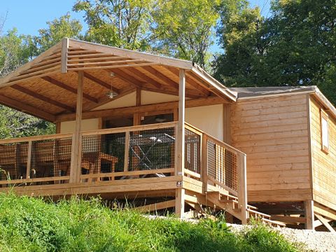 HÉBERGEMENT INSOLITE 5 personnes - Carrelet pilotis