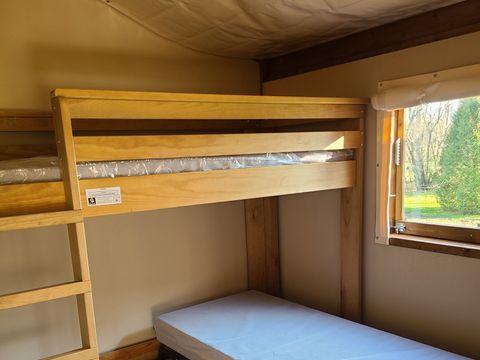 HÉBERGEMENT INSOLITE 5 personnes - Carrelet pilotis