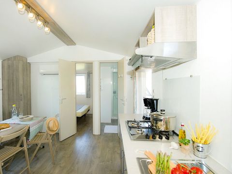 MOBILHOME 6 personnes - Comfort XL | 2 Ch. | 4/6 Pers. | Terrasse surélevée | Clim.