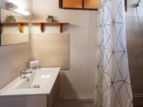 GÎTE 4 personnes - F2 - Gîte Rez de Chaussée