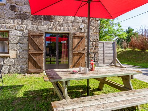 GÎTE 4 personnes - F1 -Gite Rez de Chaussée