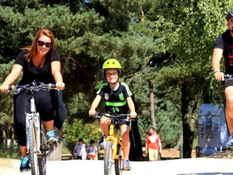 Camping Les Sous Bois du Lac - Camping Lozere - Image N°23