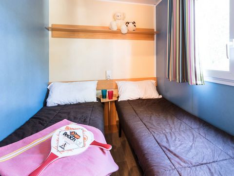 MOBILHOME 4 personnes - Mobil-home | Classic | 2 Ch. | 4 Pers. | Terrasse Simple | 1 SDB