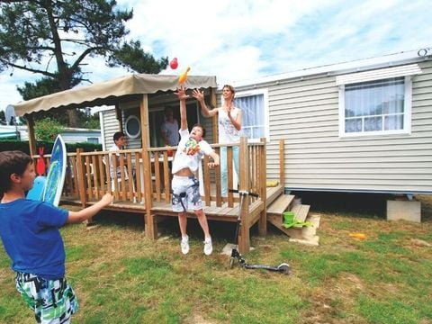 Mobilhome 6 personnes - 3 chambres avec TV