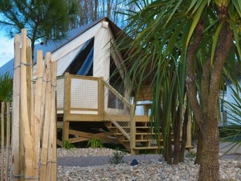 BUNGALOW TOILÉ 5 personnes - Junior 2 chambres 21m²