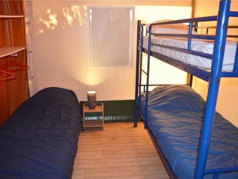 Bungalow toilé 5 personnes - Kiwi 2chambres 25m² - sans sanitaires