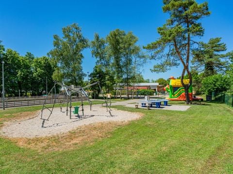 Camping Village Le Fayolan - Camping Jura - Image N°13