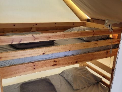 TENTE 4 personnes - Tente Junior Standard 17m²  (sans sanitaire) 2 chambres + terrasse