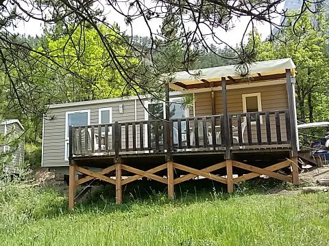 MOBILHOME 4 personnes - Mobil-home Confort 26m² 2 chambres + terrasse semi-couverte