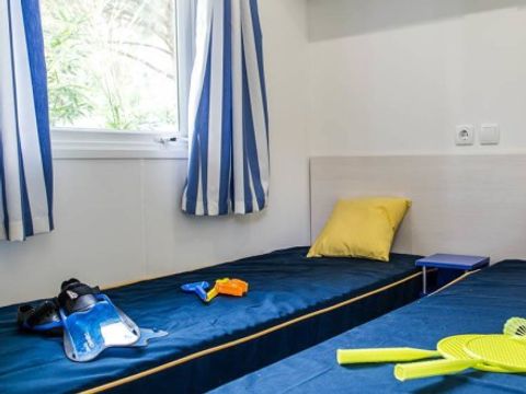 MOBILHOME 4 personnes - Mobil-home Confort 26m² 2 chambres + terrasse semi-couverte