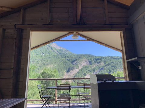 LODGE 4 personnes - Cabane Lodge sur pilotis 34m² 2 chambres  + terrasse