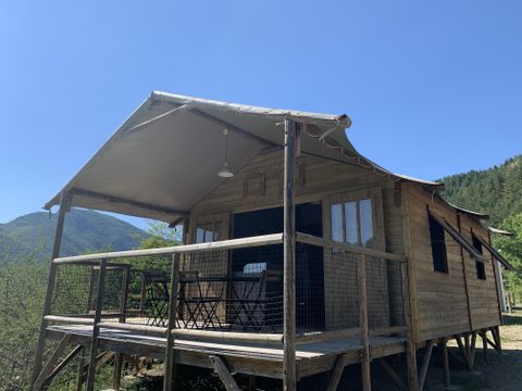 LODGE 4 personnes - Cabane Lodge sur pilotis 34m² 2 chambres  + terrasse