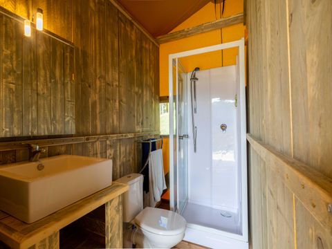 TENTE 4 personnes - Tente Lodge Premium 27m² 2 chambres + terrasse 16m²