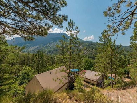 Flower Camping Le Clot du Jay - Camping Alpes-de-Haute-Provence - Image N°15