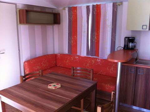 MOBILHOME 8 personnes - Super Cordelia