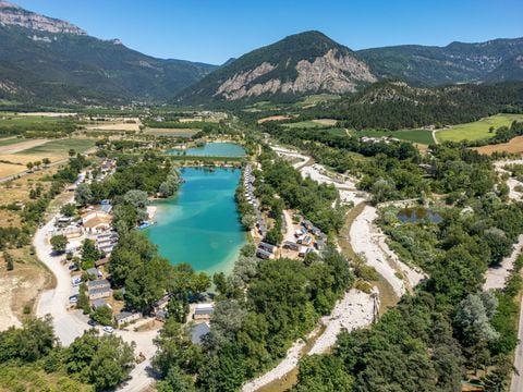 Camping le Lac Bleu - Ciela Village - Camping Drome - Image N°2