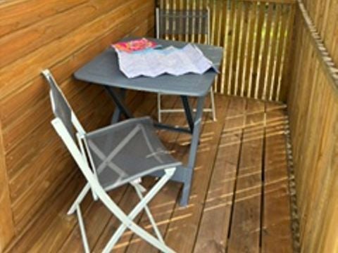 Tente en toile et en bois 2 personnes - Cabane vélo