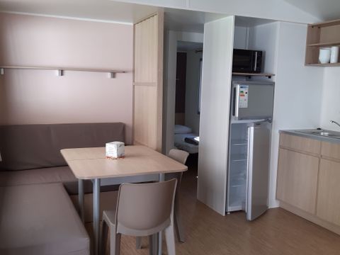 MOBILHOME 8 personnes - 3 chambres 35m²
