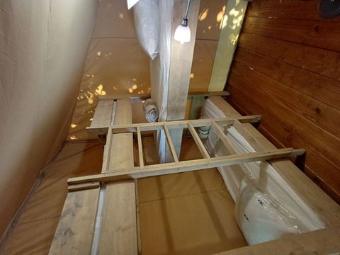 Tente en toile et en bois 5 personnes - Ecolodge