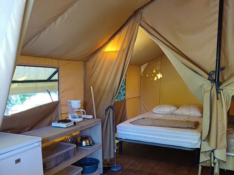 Tente en toile et en bois 5 personnes - Ecolodge