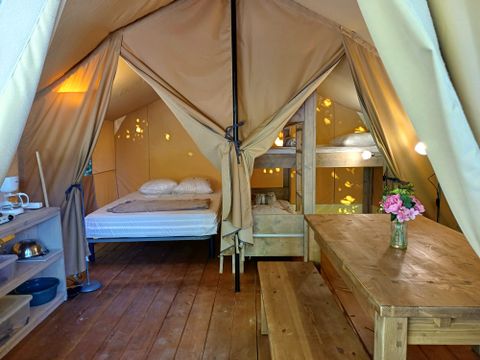 Tente en toile et en bois 5 personnes - Ecolodge