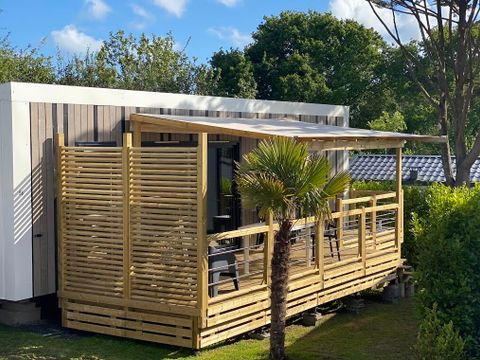 MOBILHOME 4 personnes - Mobil-home | Premium | 2 Ch. | 4 Pers. | Terrasse surélevée | 2 SDB | TV