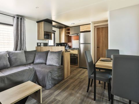Mobilhome 6 personnes - Mobil-home | Premium | 3 Ch. | 6 Pers. | Terrasse surélevée | 2 SDB