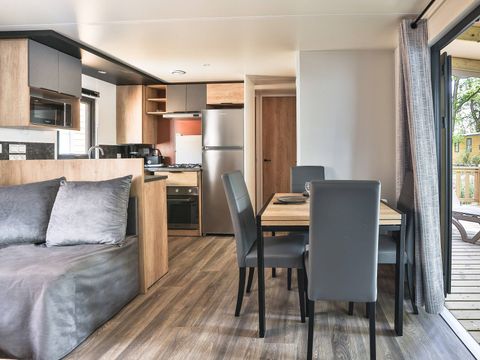 Mobilhome 6 personnes - Mobil-home | Premium | 3 Ch. | 6 Pers. | Terrasse surélevée | 2 SDB