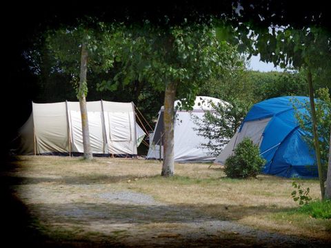 Emplacement - Emplacement + véhicule