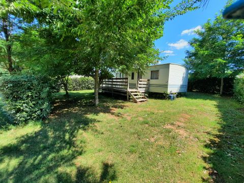 MOBILHOME 4 personnes - COLLONGES LA ROUGE