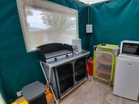 BUNGALOW TOILÉ 4 personnes - Sans sanitaires