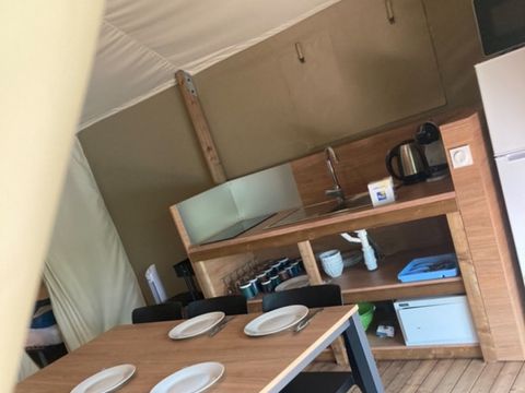 TENTE TOILE ET BOIS 6 personnes - Woodlodge Vue Loire Confort 34m² - 3 chambres + terrasse 6 pers