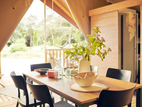 TENTE TOILE ET BOIS 4 personnes - Woodlodge Vue Loire Confort 26m² - 2 chambres + terrasse 4 pers