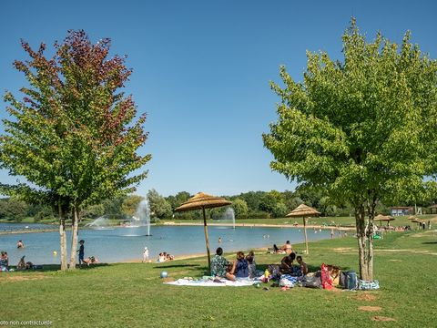 HÉBERGEMENT INSOLITE 6 personnes - Le Nid (sanitaires communs du camping)