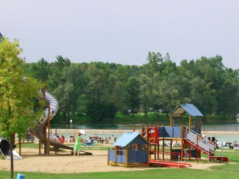 Camping du Lac de Cormoranche  - Camping Ain - Image N°23