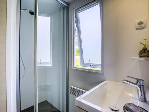 MOBILHOME 4 personnes - Mobil-Home Confort 3 Pièces 4 Personnes + TV